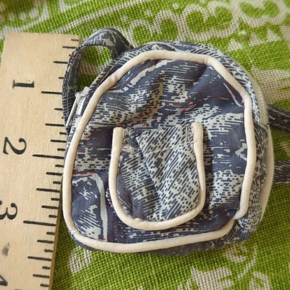 ‎Vintage miniature backpack